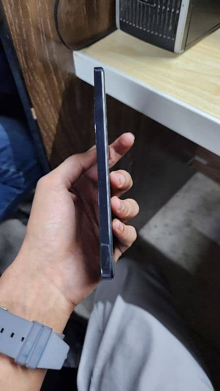 Oppo Reno 12f 8 GB ram 256 GB storage 4