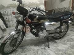 Honda 125 self start mint condition