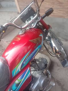 all Punjab number lga hua h bike bulkul ok h 1700 Chali hui ha