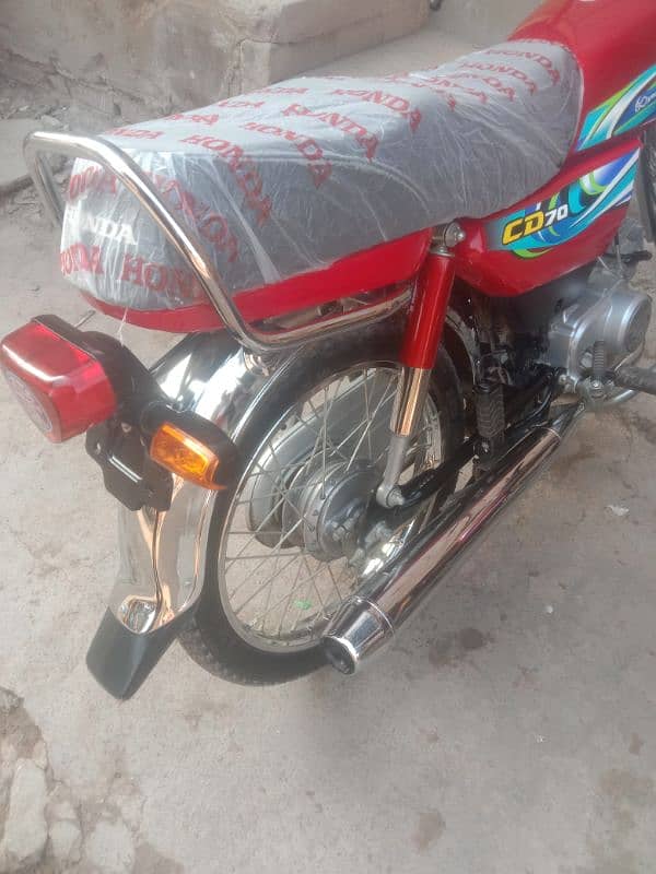 all Punjab number lga hua h bike bulkul ok h 1700 Chali hui ha 3