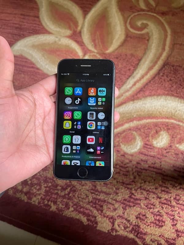 iPhone 8 all okay jisko be chahhye contact ‪+92 319 4180630‬ kare . . 1