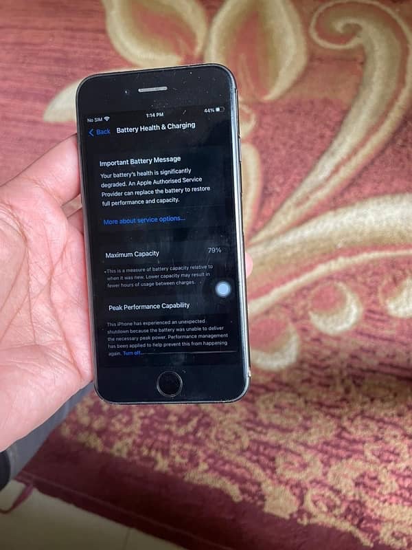 iPhone 8 all okay jisko be chahhye contact ‪+92 319 4180630‬ kare . . 4