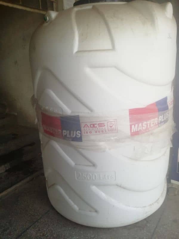 Master plus 2500 litters water tank 2