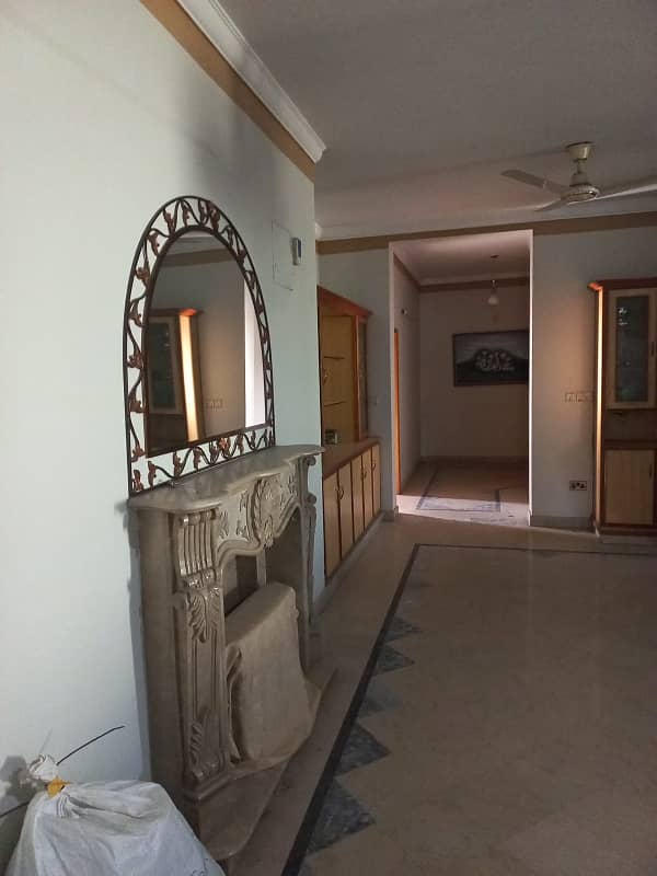 BEST FOR SCHOOL COLLEGE HOSTEL 2 KANAL 4TH STOREY HOUSE AVAILABLE FOR SALE IN WAPDA TOWN PHASE 1 - BLOCK D2 4