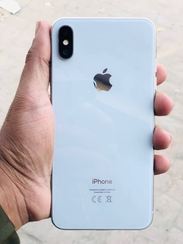 iphone xs max 265gb battrey chang a 1