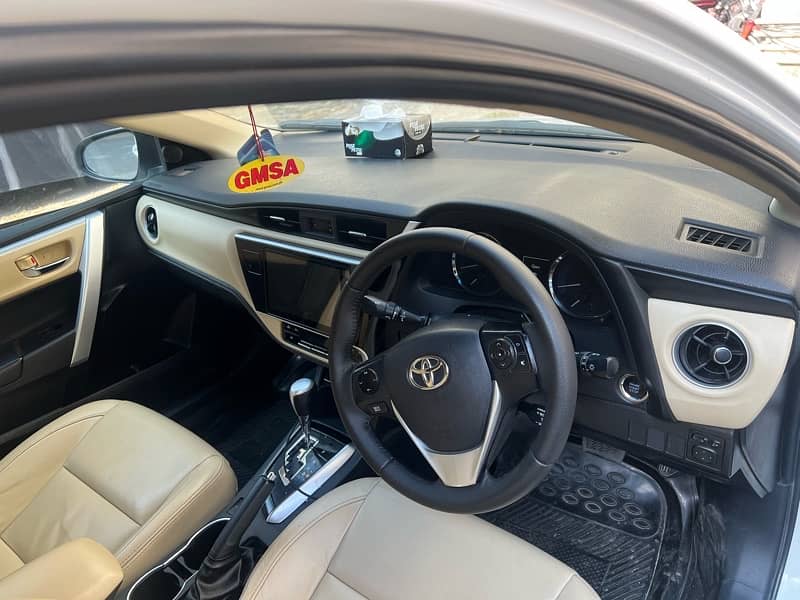 Toyota Corolla Altis grande 1.8 2019 6