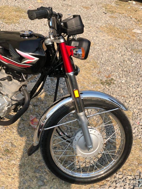 Honda 125 2024 model for slae 5