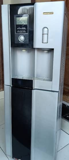 Big size Electrolux(water dispenser)for sale in good condition