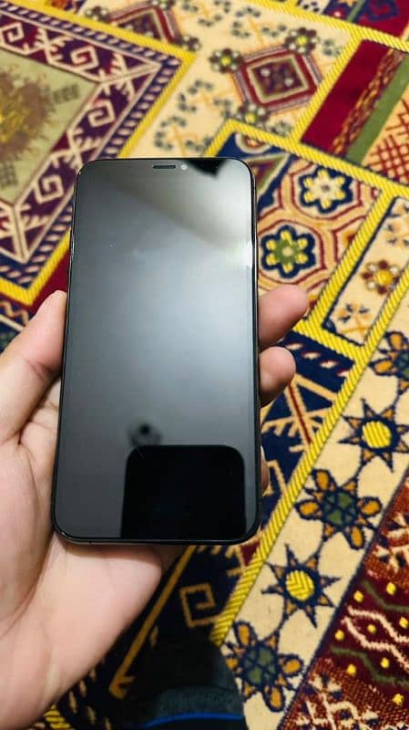 Iphone xs ( 64 GB ) 3