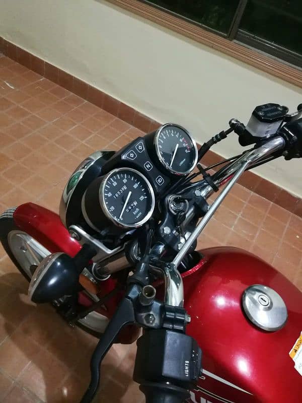 Suzuki GS 150 Special Edition 7