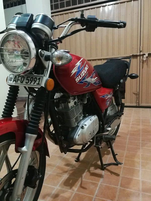 Suzuki GS 150 Special Edition 12