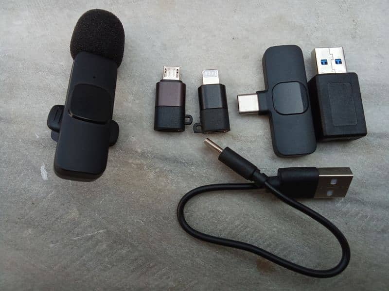 K8 Universal Wireless Microphone-Compatible with Android, iPhone & PC! 3