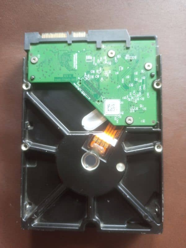 WD 2TB HARD DRIVE 1