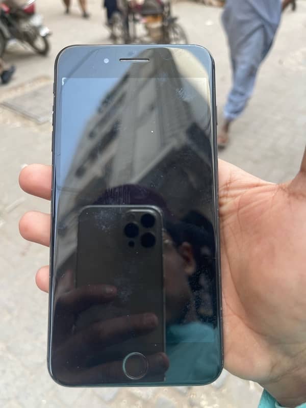 I phone 7 plus 128 gb pta 1