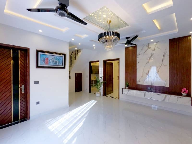 Sale A House In Lahore Prime Location 7