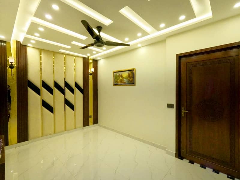 Sale A House In Lahore Prime Location 15