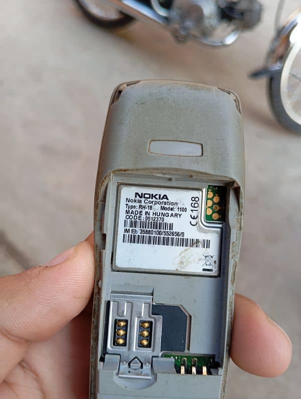 Nokia 1100 and Nokia 3320 for sale 2