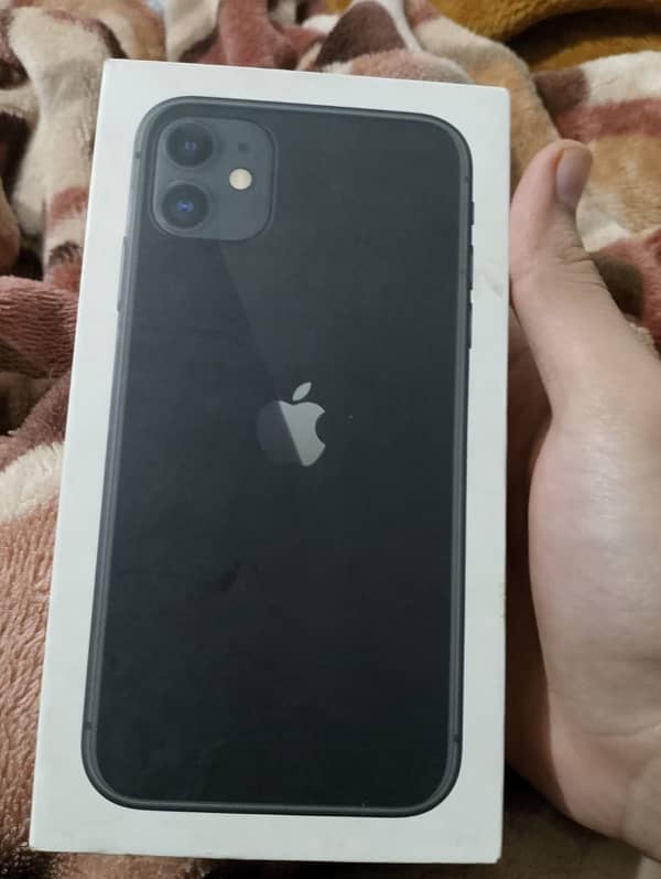 iphone 11 jv with box bottom pr halki si line hai grey color 4