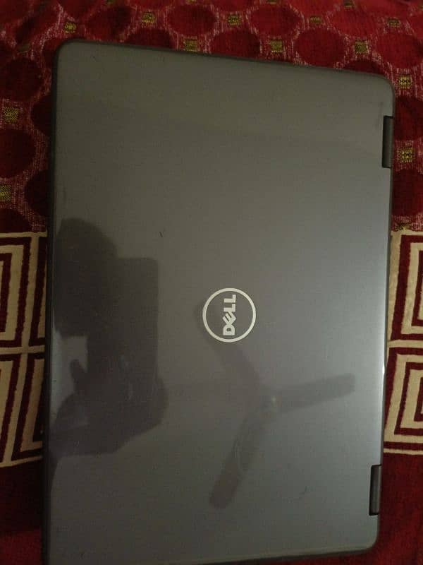 Dell Latitude 3189  4GB/128 GB (0 301 40 93 19 8) 2