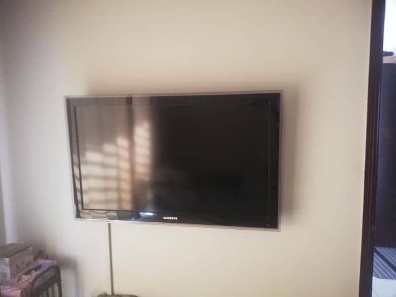 43inch LED for Sale 2