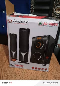 audionics model 7000