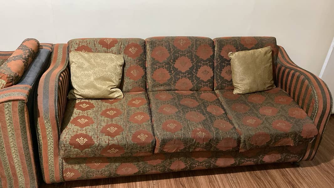 5 Seater Sofa Set in Reasonable price 0