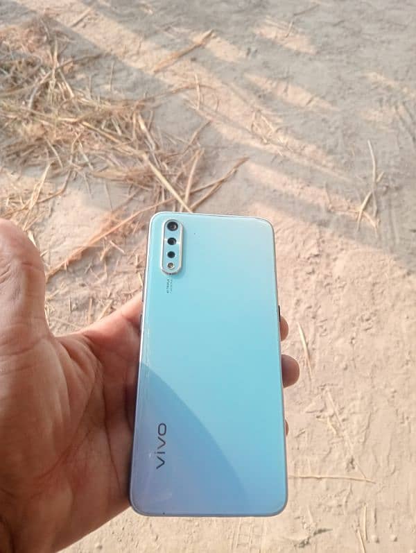 Vivo S1 6