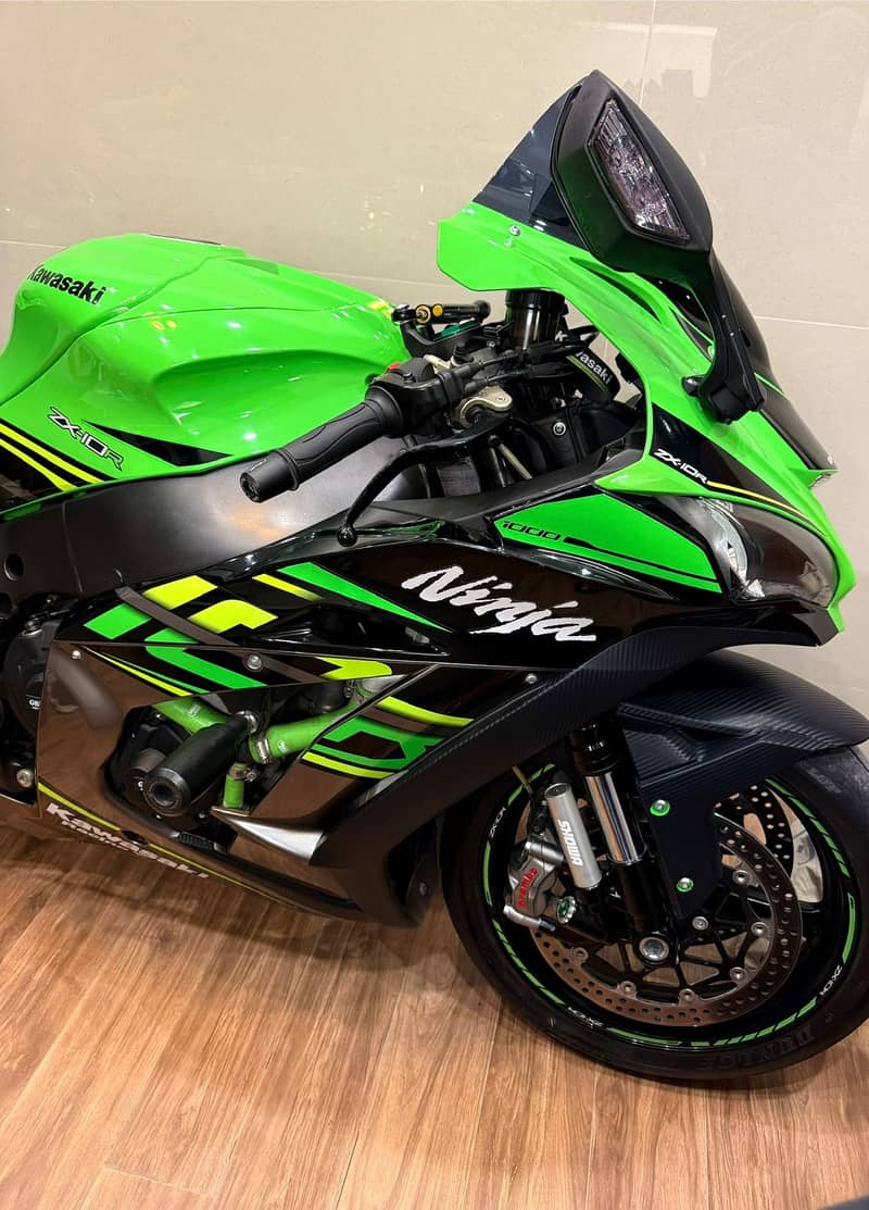 Kawasaki Ninja ZX-10R 2018 3