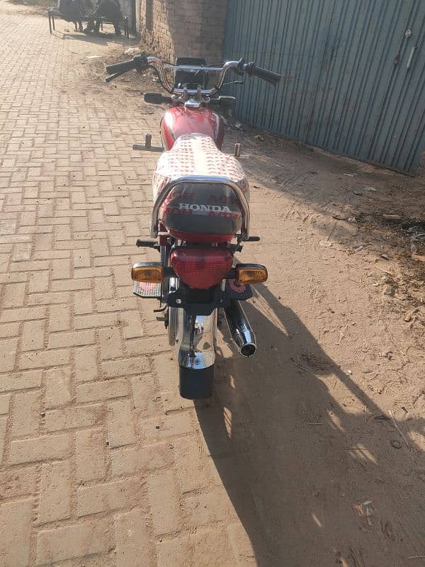 Honda 70 bilkul New condition 7