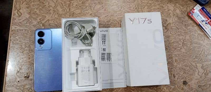 vivo y17s 6+6/128 GB box charger 3