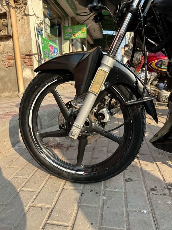 YBR 125 2018 lush condition or Full Modify 4