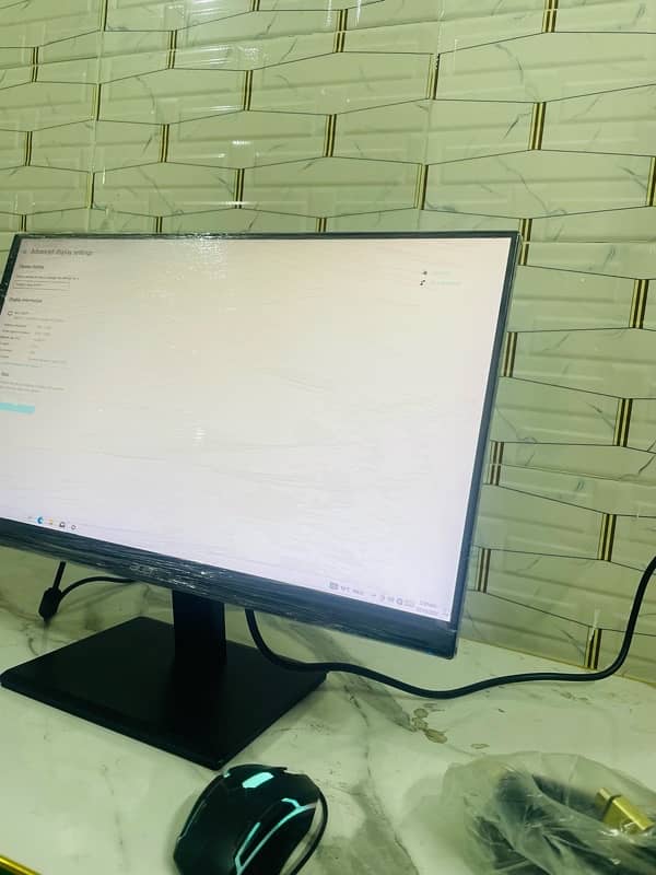 Acer 24 inch border less monitor IPs 75hzz 0