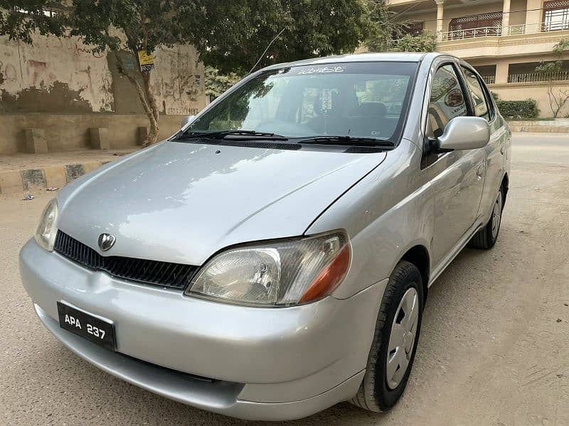 Toyota Platz 2002 1