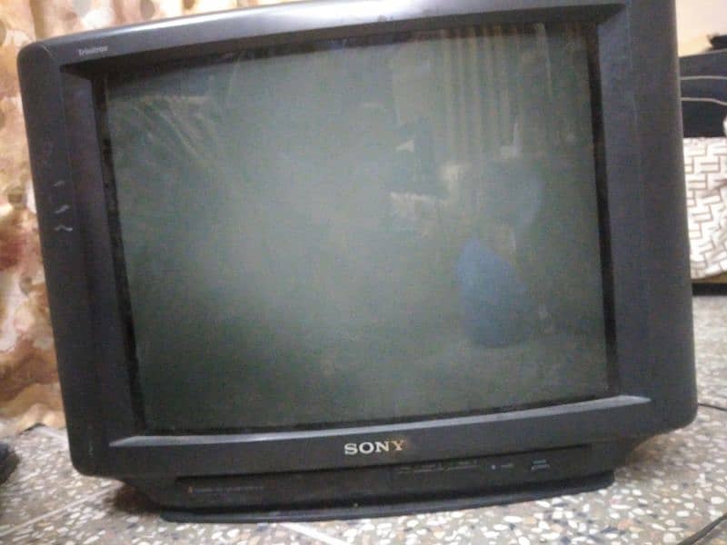 SONY     TRINITRON COLOR TV NO KV-2593M3 0