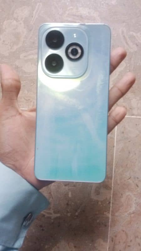 infinix smart 8 pro  uxgent sall need noney 3