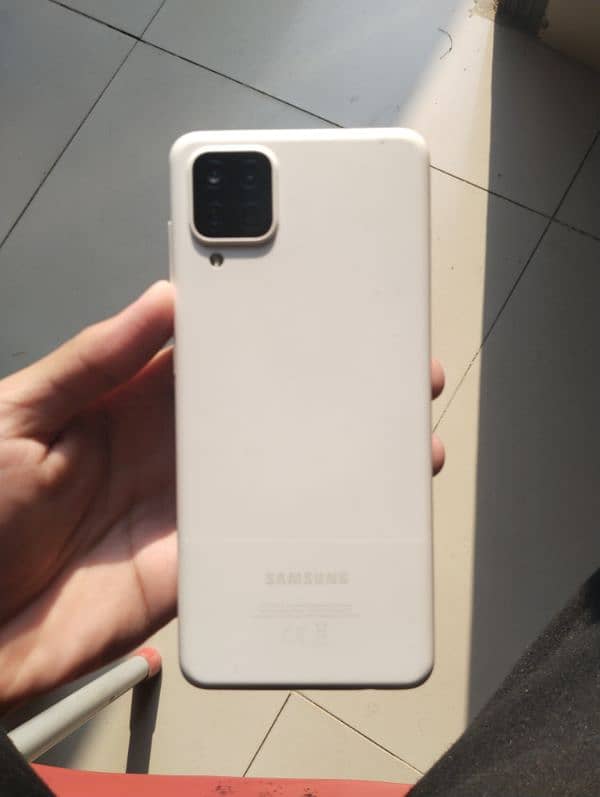 Samsung a12 64gb 0