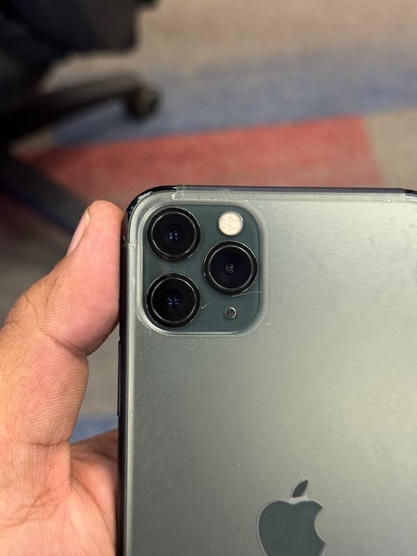 Iphone 11 Pro Max 256GB PTA Approved 3