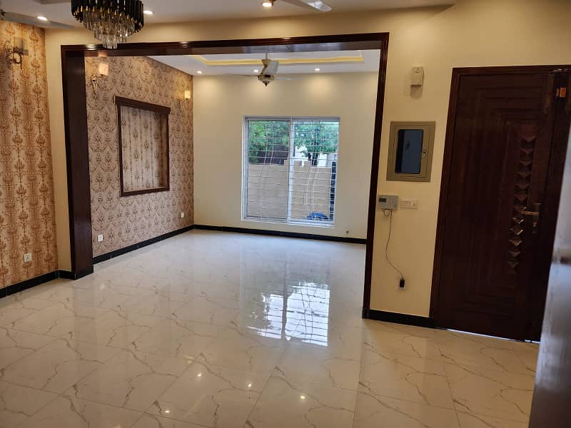 5 Marla Luxury Brand New House Available For Rent In Rafi Block Sector E Bahria Town Lahore 4