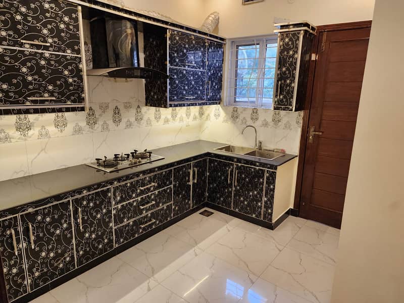 5 Marla Luxury Brand New House Available For Rent In Rafi Block Sector E Bahria Town Lahore 7