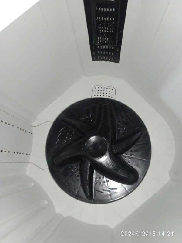 Dawlance washing machine model no:DW 7500 C 8