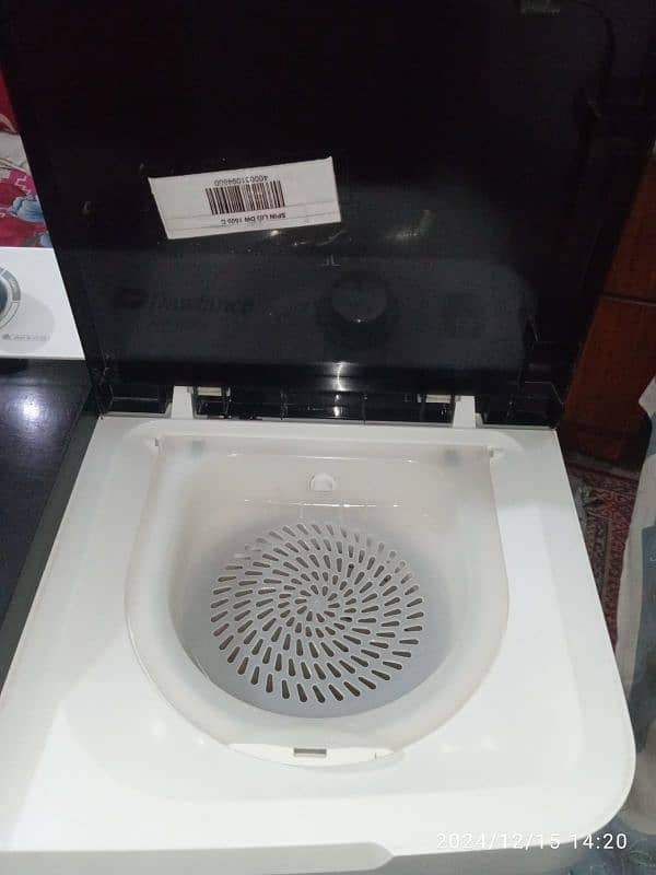 Dawlance washing machine model no:DW 7500 C 12