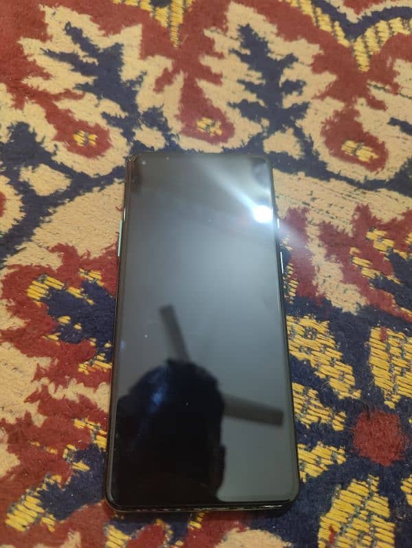 One plus 8t+ 5g 256gb with   scrathless piece bargining available 0