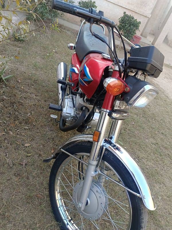 Honda 125 6