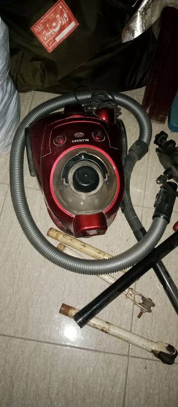 Vacuum Cleaner for Sale Blue SKT made in Dubai 1