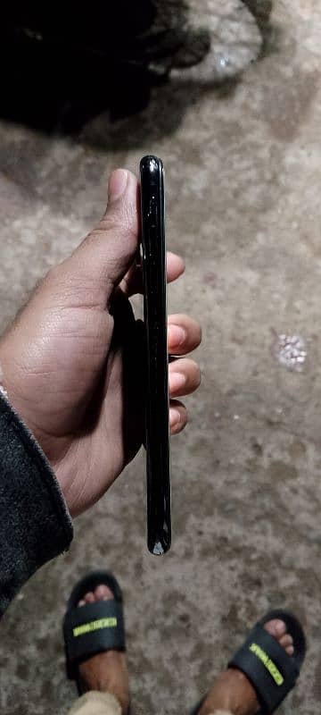 I phone x black color 256 GB 4