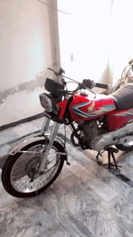 Honda CG-125 2018 model for sale in good condition 1