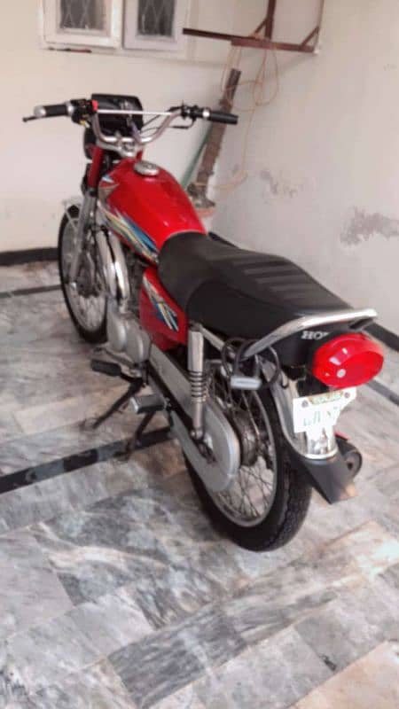 Honda CG-125 2018 model for sale in good condition 2