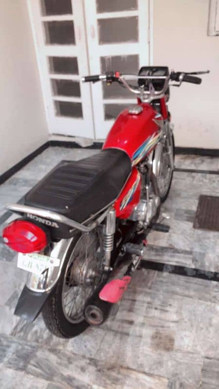 Honda CG-125 2018 model for sale in good condition 4