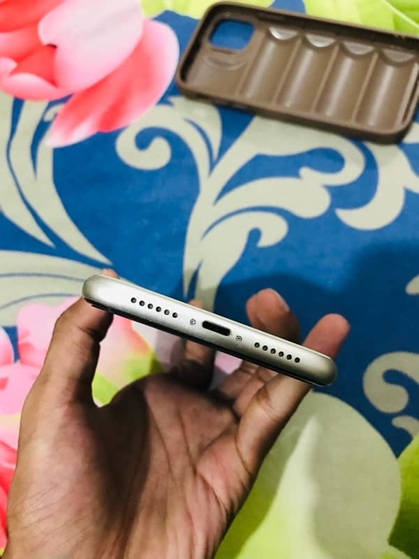 Iphone 11 3