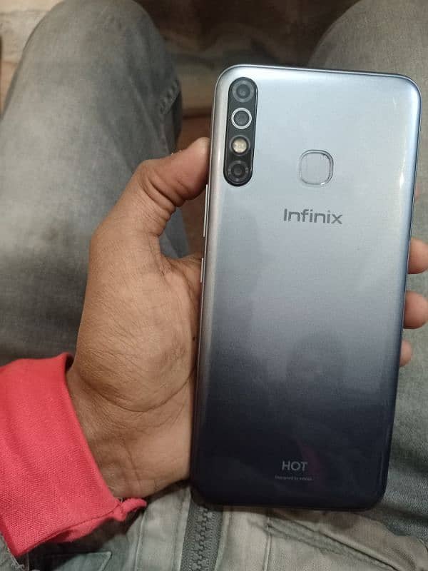 Infinix Hot 8 6